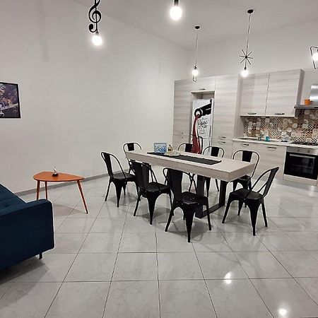 Casa Miracoli 40 Apartment เนเปิลส์ ภายนอก รูปภาพ