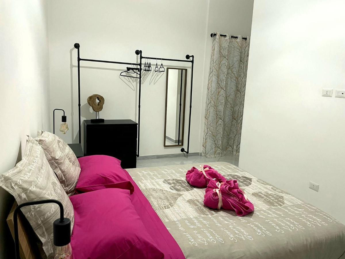 Casa Miracoli 40 Apartment เนเปิลส์ ภายนอก รูปภาพ